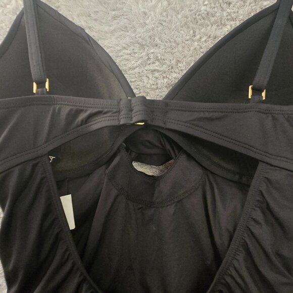 La Blanca Twist-Front Keyhole One-Piece Swimsuit Black NWT - Picture 7 of 8